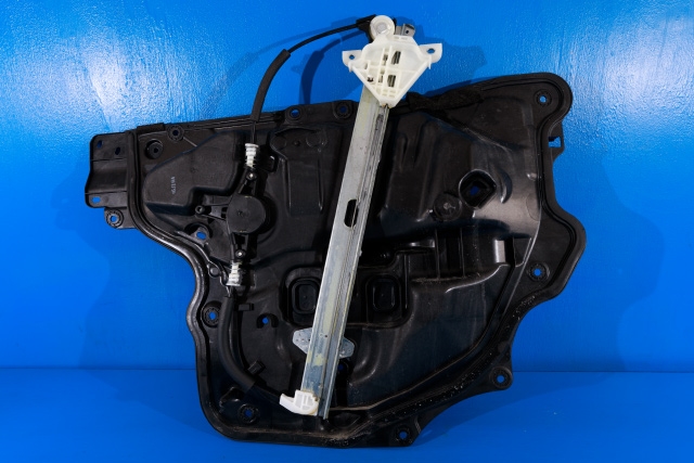 Ruteheis venstre foran til Mazda 6 2015-2018 (Type III, Fase 2)  (MAZDA|D651-59-58X|)