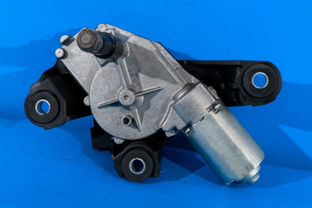 Viskermotor bakrute til Nissan Qashqai, 2007-2010 (Type I, Fase 1)  (BOSCH|0 390 201 820)