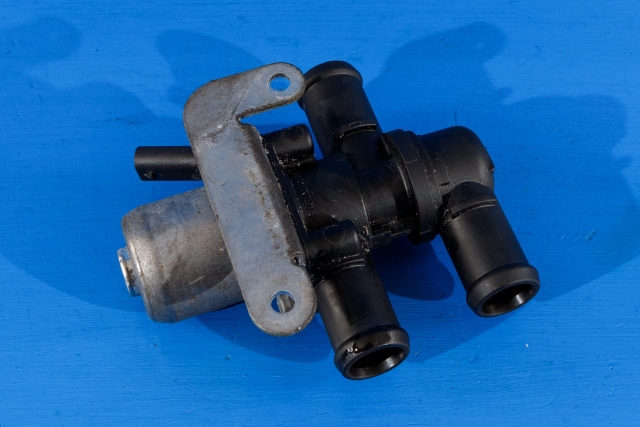 Sirkulasjonspumpe til Audi A3 2012-2016 (Type III, Fase 1) (VAG|5Q0 906 457 C|)