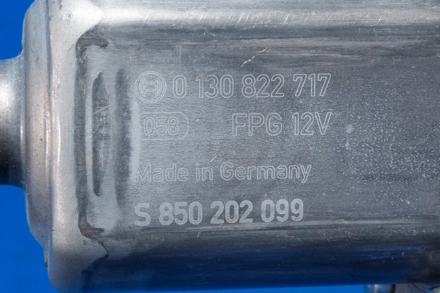 Ruteheis høyre foran til Audi A3 2012-2016 (Type III, Fase 1)  (BOSCH|0 130 822 717|5Q0 959 801 B|)