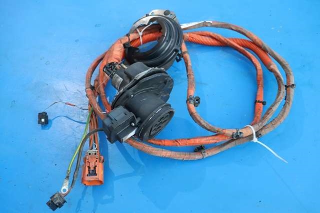 Batterilader inntak/luke til Mercedes B-Klasse, electric drive, 2014-2018 (W242) (W242) (MERCEDES|A 242 341 01 00)