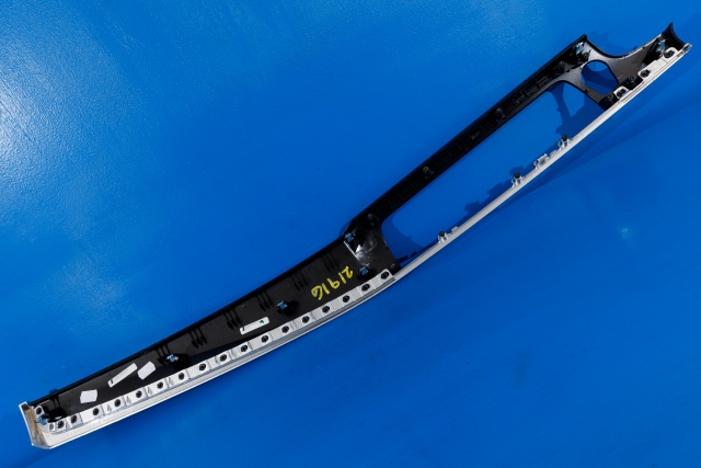 Dashbord diverse til BMW 5-Serie 2010-2017 (F10/F11) (F10/F11) (BMW|9 166 649|)