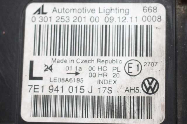 Frontlykt venstre halogen til VW Transporter / Caravelle 2009-2015 (Fase 2) (T5) (T5) (VAG|7E1 941 015 J|)
