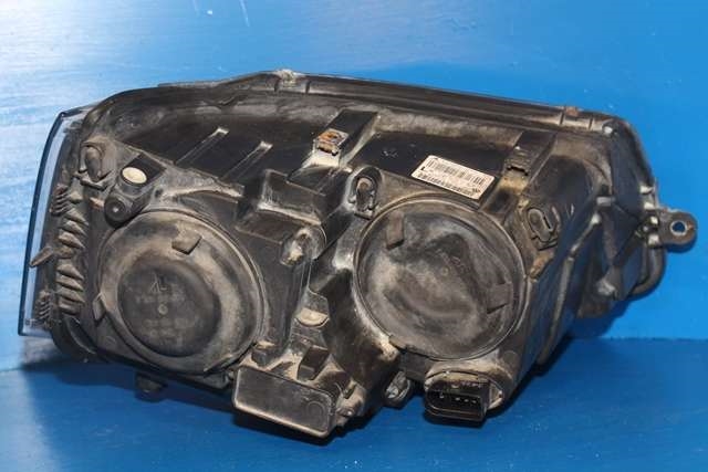 Frontlykt venstre halogen til VW Transporter / Caravelle 2009-2015 (Fase 2) (T5) (T5) (VAG|7E1 941 015 J|)