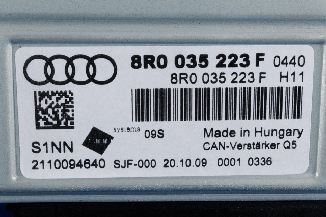 Bilstereo forsterker til Audi A4 2007-2014 (Type IV) (B8) (B8) (VAG|8R0 035 223 F|)