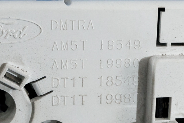 Varmeapparat betjening til Ford Transit Connect 2013-2018 Type II, Fase 1  