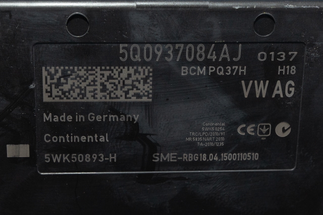 Styreenhet comfort (BCM) til Škoda Octavia 2013-2016 (Type III, Fase 1) (VAG|5Q0 937 084 AJ|)