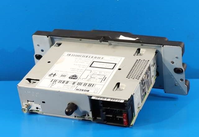 Bilstereo til Alfa Romeo Giulietta 2010-2018 (BOSCH|7 647 302 316|1560912490|)