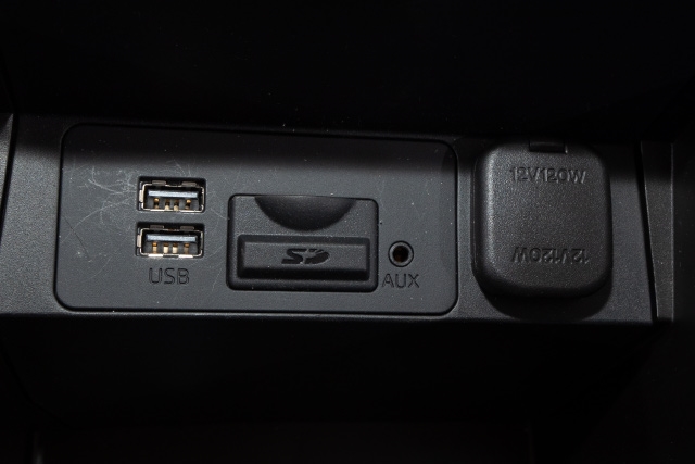 Midtarmlene foran til Mazda 3 2016-2019 (Type III, Fase 2)  
