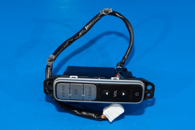 Bilstereo diverse til Nissan Leaf, 2011-2017 (Type I) (NISSAN|210489-3NA1B)