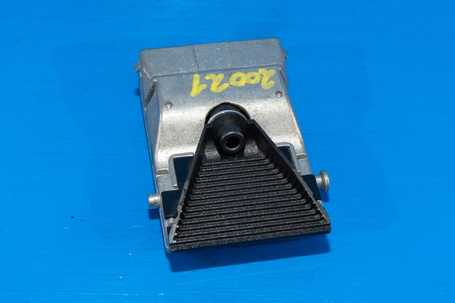 Parkeringskamera foran til Honda HR-V, 2015-2021 (Type II) (HONDA|36170-T8K-E130)