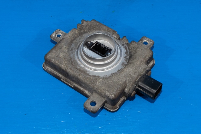 Styreenhet xenon/ballast til Suzuki Grand Vitara, 2005-2015 (Type III) (MITSUBISHI|W3T15971)