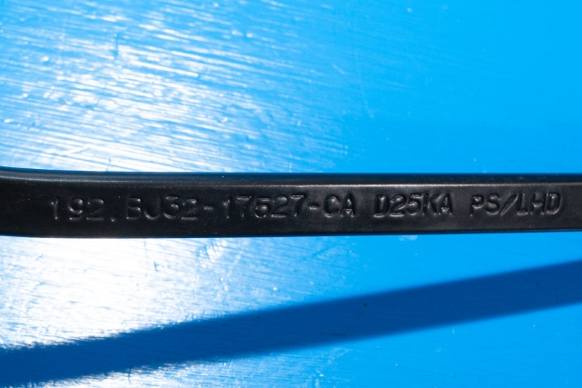 Viskerarm frontrute høyre til Land Rover Range Rover, Evoque 2011-2019 (Type I) (LAND ROVER|BJ32-17527-CA|)