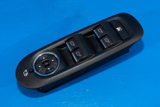 Bryter ruteheis førerdørspanel til Ford Mondeo, 2011-2014 (Type IV, Fase 2)  (FORD|7S7T-14A132-BC)