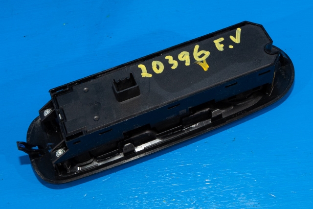 Bryter ruteheis førerdørspanel til Ford Mondeo 2011-2014 (Type IV, Fase 2) (FORD|7S7T-14A132-BC|)