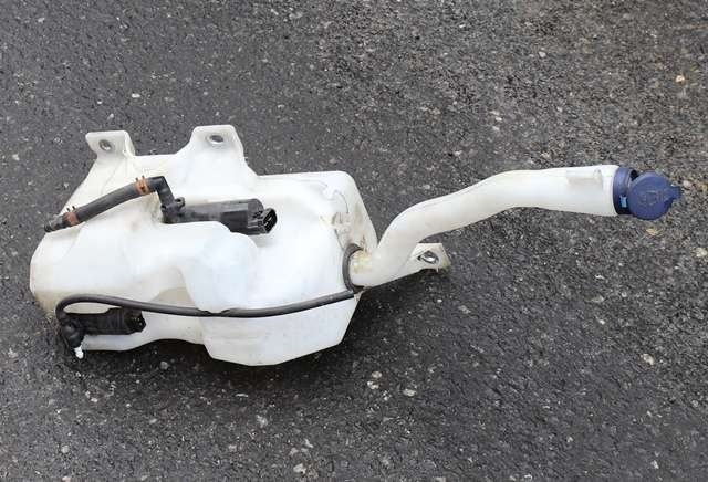 Spylertank foran til Alfa Romeo Giulietta, 2010-2018
