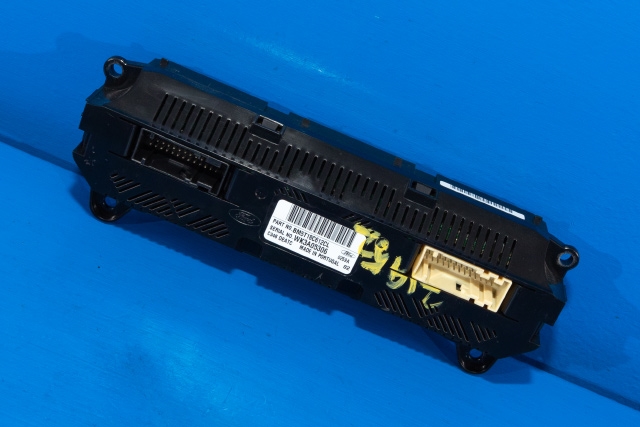 Varmeapparat betjening til Ford Focus 2011-2014 (Type III, Fase 1) (FORD|BM5T-18C612-CL|)
