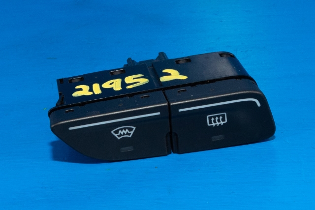Bryter rutevarme til Ford Focus, 2011-2014 (Type III, Fase 1)  (FORD|AM5T-18K574-AB)