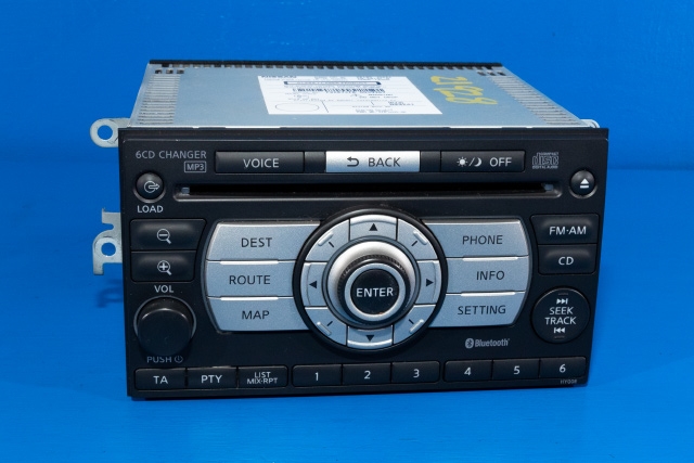 Bilstereo navigasjon til Nissan Qashqai, 2007-2010 (Type I, Fase 1)  (NISSAN|28185-JG44A)