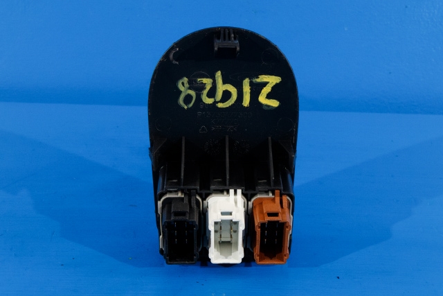 Bryter setevarme til Nissan Qashqai 2007-2010 (Type I, Fase 1)