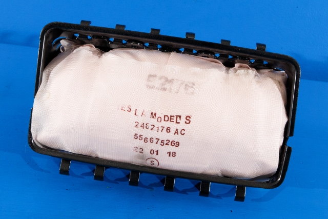 Airbag passasjer til Tesla Model S 2016-2021 (Fase 2) (TESLA|1022507-99-D|)