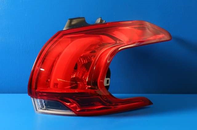 Baklykt høyre ytre til Peugeot 2008 2013-2019 (Type I) (PEUGEOT|96 780743 80|)