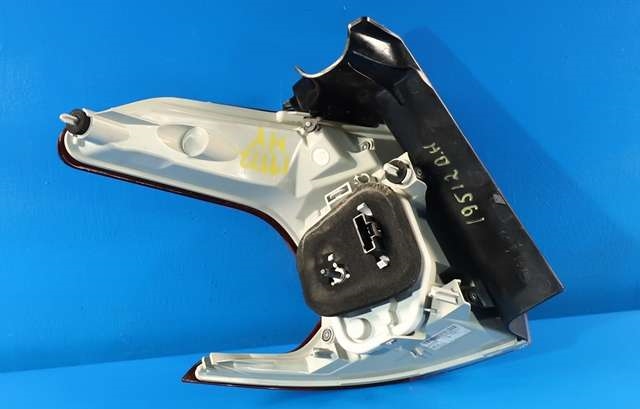 Baklykt høyre ytre til Peugeot 2008 2013-2019 (Type I) (PEUGEOT|96 780743 80|)