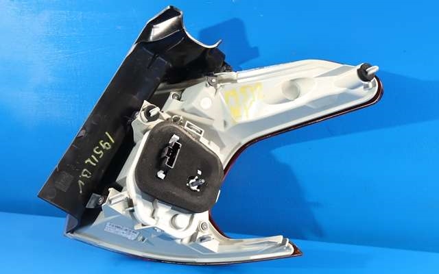 Baklykt venstre ytre til Peugeot 2008 2013-2019 (Type I) (PEUGEOT|96 780742 80|)