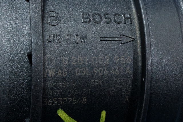 Luftmengde/luftmassemåler til Škoda Superb 2015-->> (Type III)  (BOSCH|0 281 002 956|03L 906 461 A|)