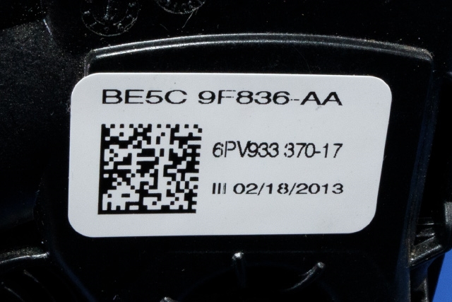Pedal gass til Tesla Model S 2013-2016 (Fase 1)  (HELLA|6PV 933 370-17|)
