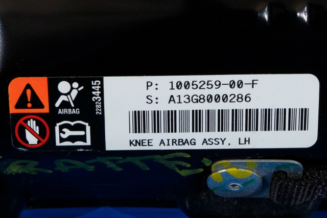 Airbag kne til Tesla Model S 2013-2016 (Fase 1)  (TESLA|1005259-00-F|)
