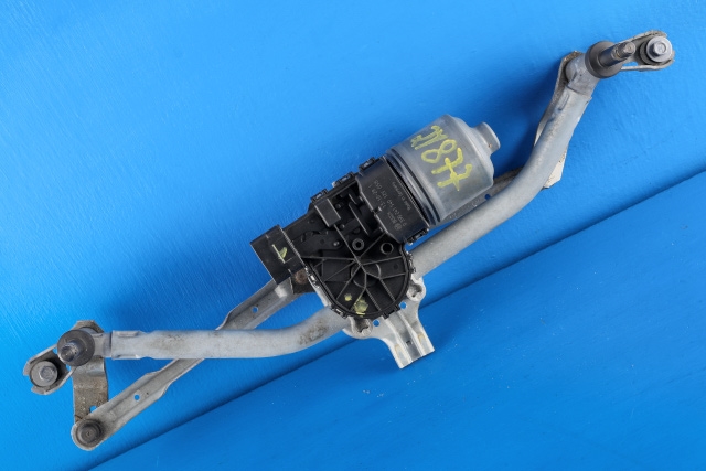 Viskermotor frontrute komplett m/overføring til Peugeot 2008, 2013-2019 (Type I)  (PEUGEOT|96 732225 80)