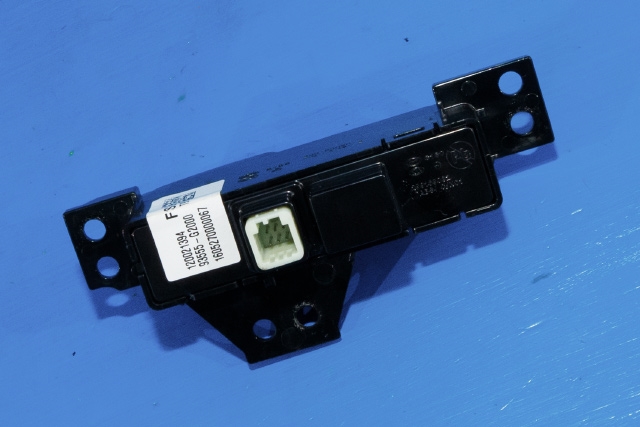 Bryter tanklokk til Hyundai Ioniq Hybrid 2016-2019 (Fase 1) (HYUNDAI|93555-G2000|)
