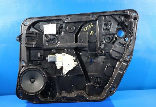 Ruteheis høyre foran til Mercedes B-Klasse, electric drive, 2014-2018 (W242) (W242) (MERCEDES|A 246 906 52 00)