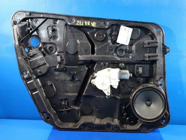 Ruteheis venstre foran til Mercedes B-Klasse, electric drive, 2014-2018 (W242) (W242) (MERCEDES|A 246 906 51 00)