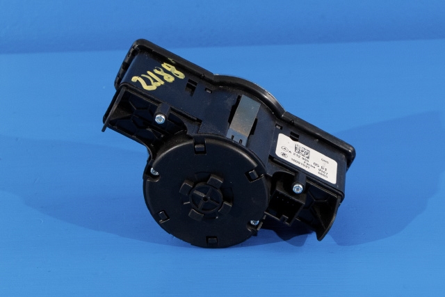 Bryter lys til Mercedes B-Klasse, electric drive 2014-2018 (W242) (W242) (MERCEDES|A 212 905 05 51|)