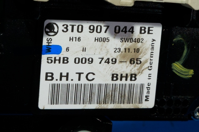 Varmeapparat betjening til Škoda Superb 2008-2015 (Type II)  (HELLA|5HB 009 749-65|3T0 907 044 BE|)