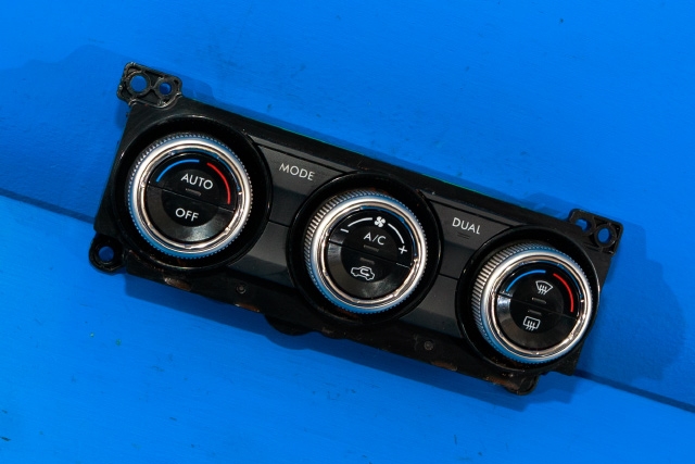 Varmeapparat betjening til Subaru Forester, 2013-2019 (Type IV)  (SUBARU|72311-SG611)