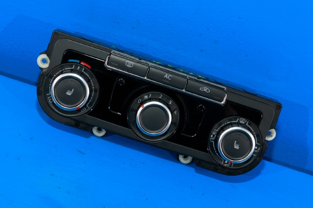 Varmeapparat betjening til VW Caddy 2010-2015 (Type III, Fase 2) (HELLA|5HB 009 751-31|7N0 907 426 A|)