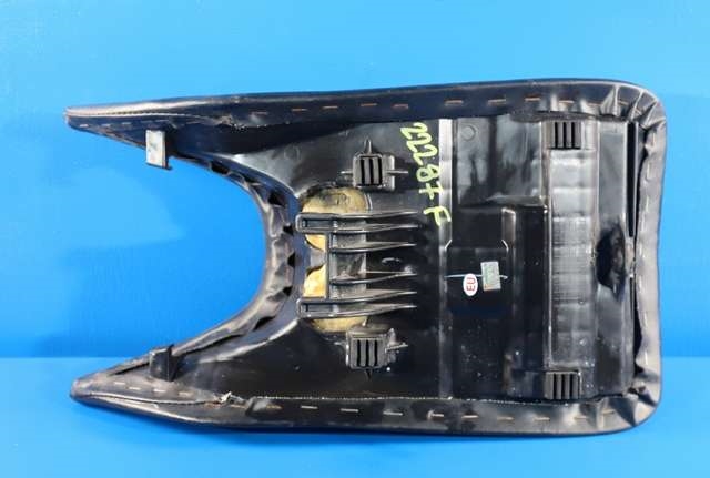 MC, Sal/sete, fremre til MC Honda CBR125R 2007-2010  