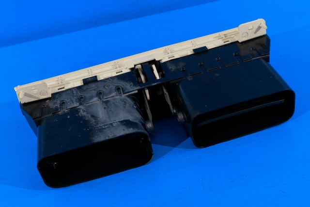 Dashbord friskluftdyse midtkonsoll til Fiat 500 2008-2020