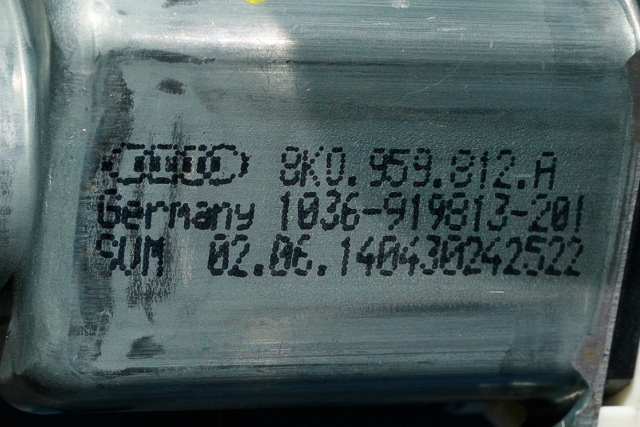 Ruteheis høyre bak til Škoda Superb 2008-2015 (Type II)  (VAG|8K0 959 812 A|)