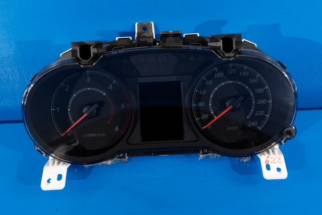 Instrumentpanel til Mitsubishi Outlander, 2010-2012 (Type II, Fase 2)  (MITSUBISHI|8100B622)