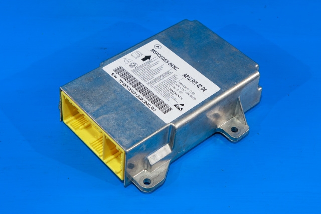 Styreenhet airbag hovedsensor til Mercedes E-Klasse, 2009-2013 (Fase 1) (W212) (W212) (MERCEDES|A 212 901 42 04)