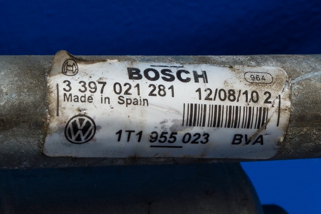 Viskermotor frontrute komplett m/overføring til VW Touran 2010-2015 (Type I, Fase 3)  (BOSCH|1 397 220 656|1T1 955 119|)