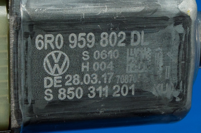 Ruteheis, kun motor, høyre foran til VW Polo 2014-2017 (Type V, Fase 2) (VAG|6R0 959 802 DL|)