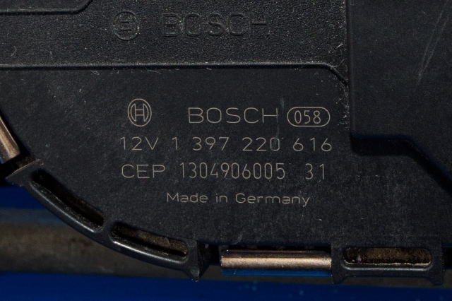 Viskermotor frontrute komplett m/overføring til Audi A6 2011-2014 (Type IV, Fase 1) (C7) (C7) (VAG|4G1 955 023 A|)