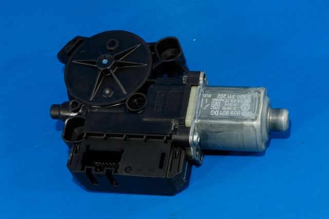 Ruteheis, kun motor, venstre foran til VW Polo, 2014-2017 (Type V, Fase 2)  (VAG|6R0 959 801 DG)