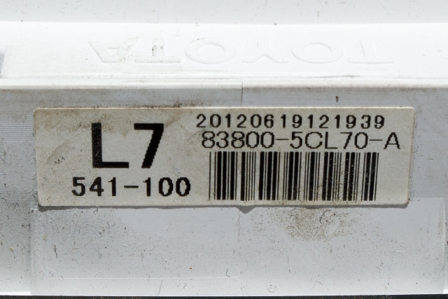Instrumentpanel til Toyota Urban Cruiser 2009-2014  (TOYOTA|83800-5CL70-A|)