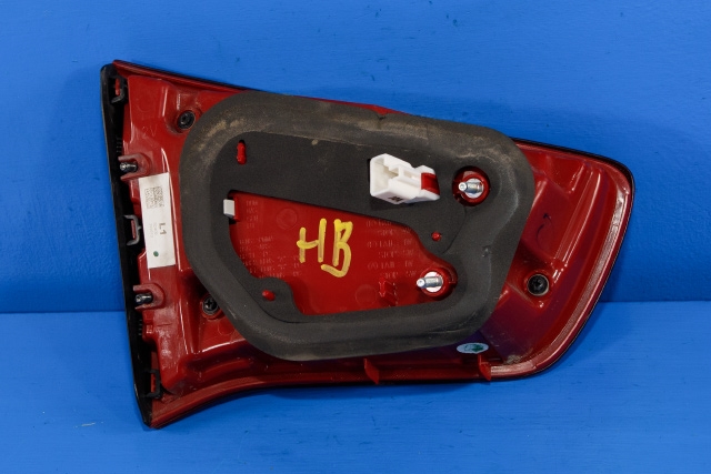 Baklykt høyre indre til Kia Sportage 2010-2016 (Type III)  (KIA|92406-3W610|)